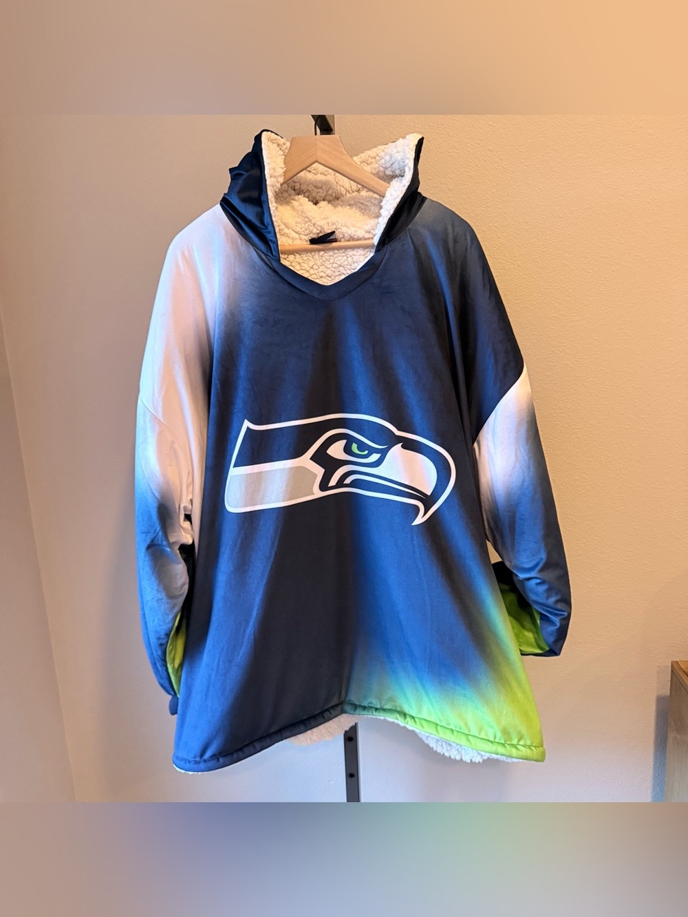 Seattle Seahawks warm Sherpa lined blanket hoodie- oversized